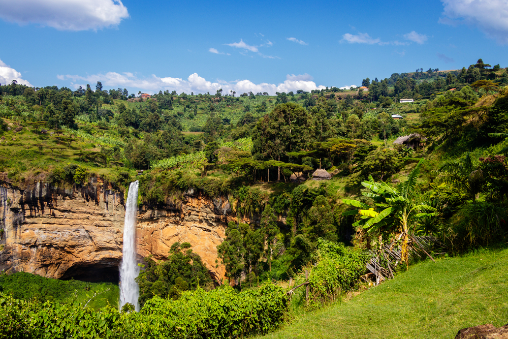 Hiking sipi falls